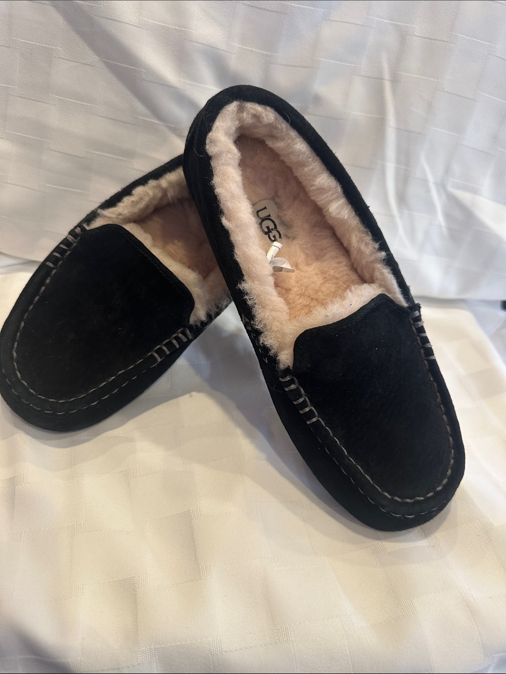 New Lambswool UGGS